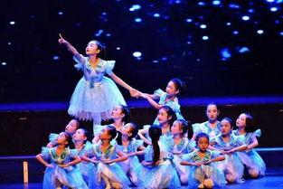 衡水成人舞蹈藏族舞视频,藏族舞韵律飞扬，感受民族风情