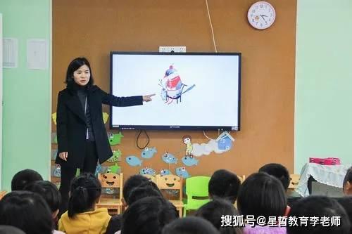 成人考试人群视频,视频中的学习轨迹与成长故事  第2张