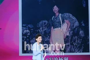 18岁成人男生主持视频,18岁少年蜕变主持风采